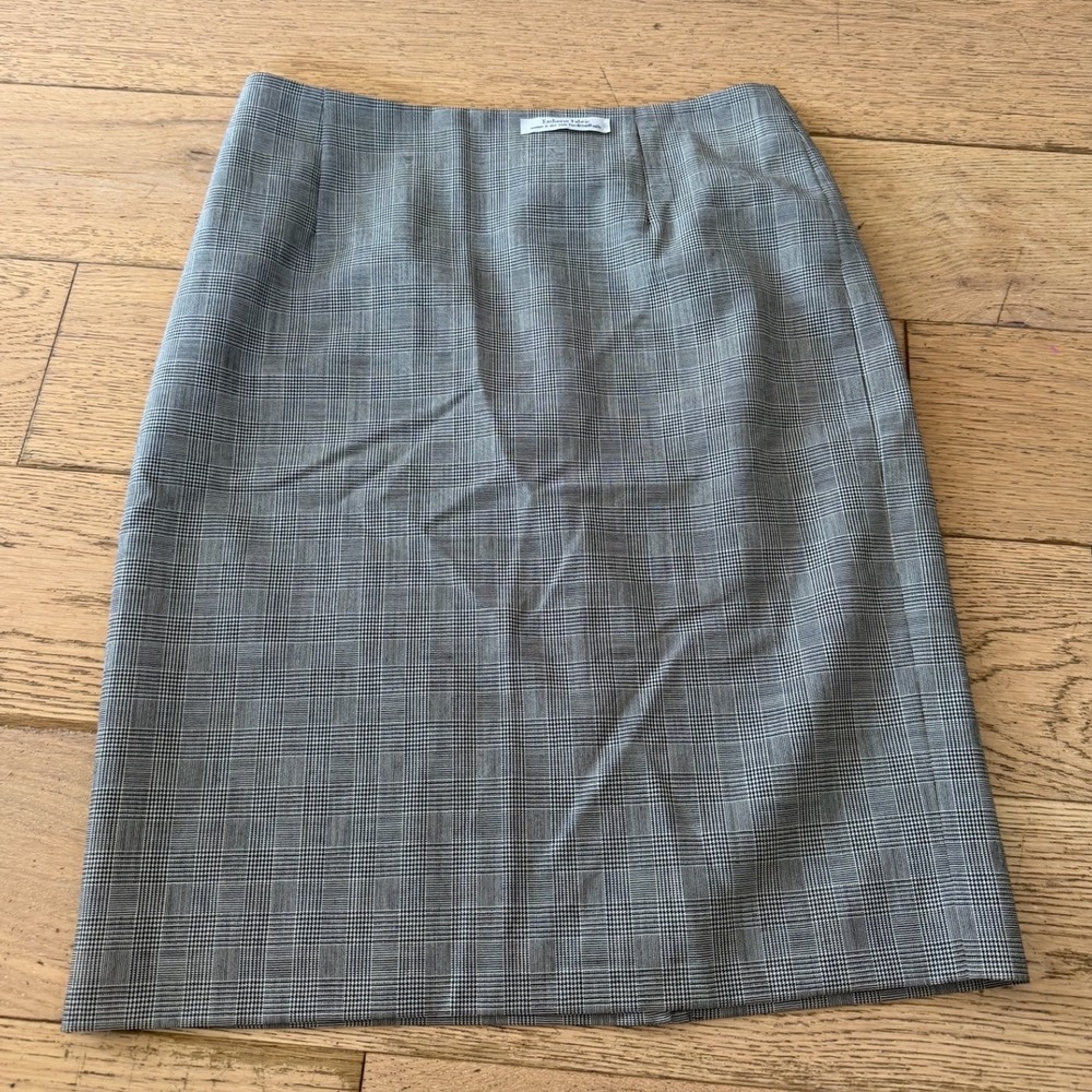Pendleton Petite Grey Glen‎ Plaid 100% Virgin Wool Pencil Skirt Size 8P (514)